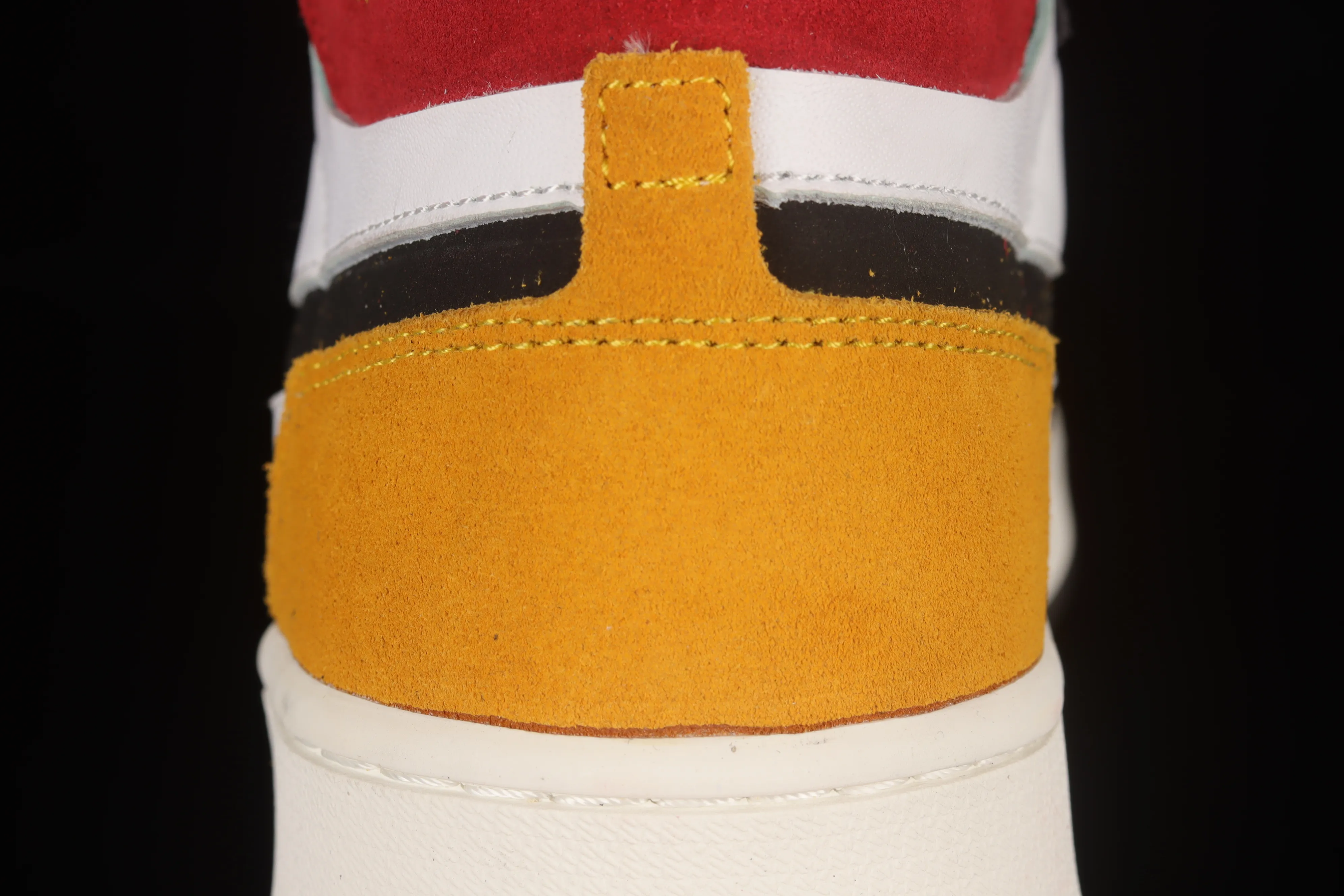 All categories Air Jordan Jordan series basketball shoes Air Jordan 1 High Air Jordan 1 Zoom CMFT AJ1 Joe 1 white, yellow and red color matching CT0978-016